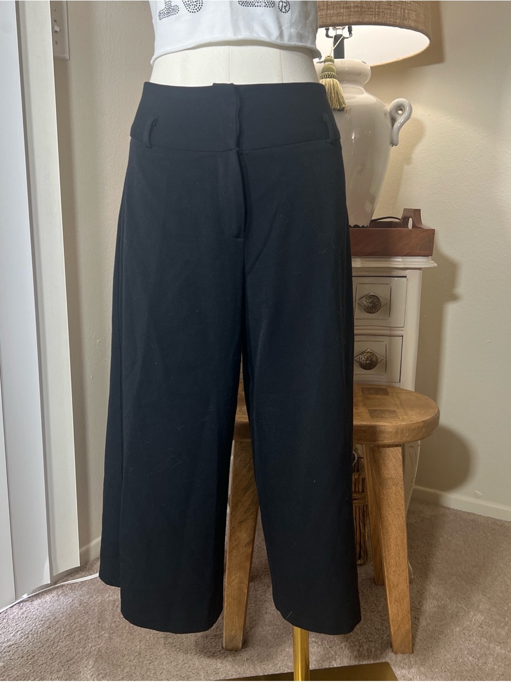 Pantology Mid-Rise Black Wide-Leg Coulotte Pants